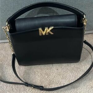 Micheal Kors purse